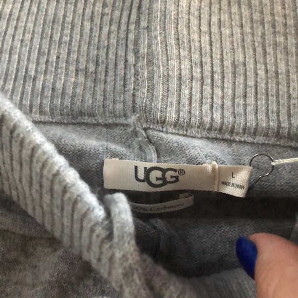 Ugg gray pants nwt sz L with drawstring - Picture 3 of 5